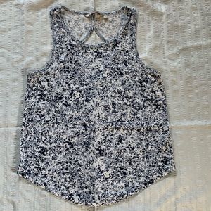 Athleta women’s Breezy Printed Blue Cutout Racerback tank  sz. XS